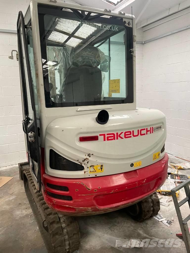 Takeuchi TB 230 Minigravere <7t