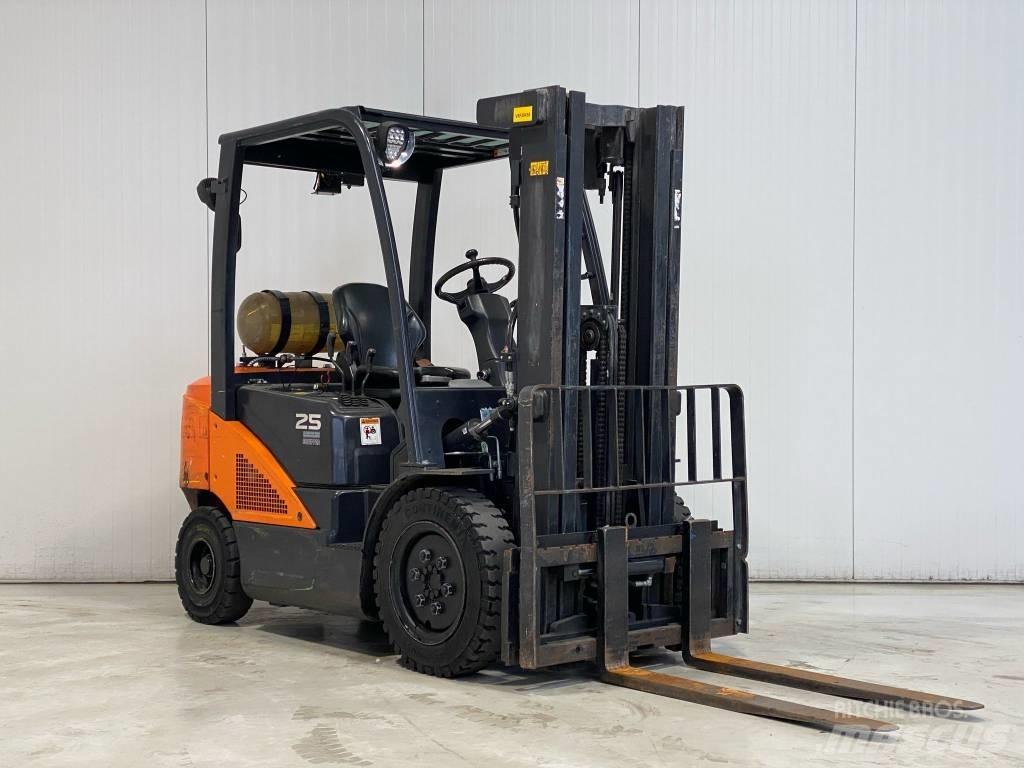 Doosan G25N-7 Propan trucker