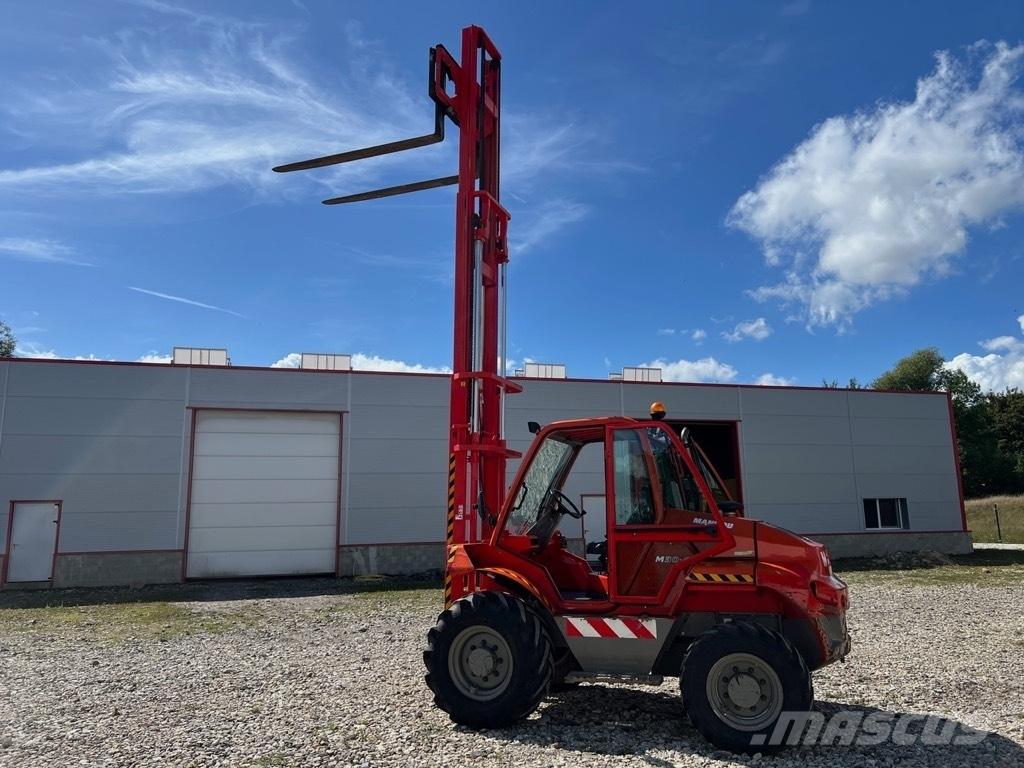 Manitou M30-4 ST3B Diesel Trucker