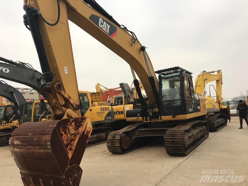 CAT 329 D L Beltegraver