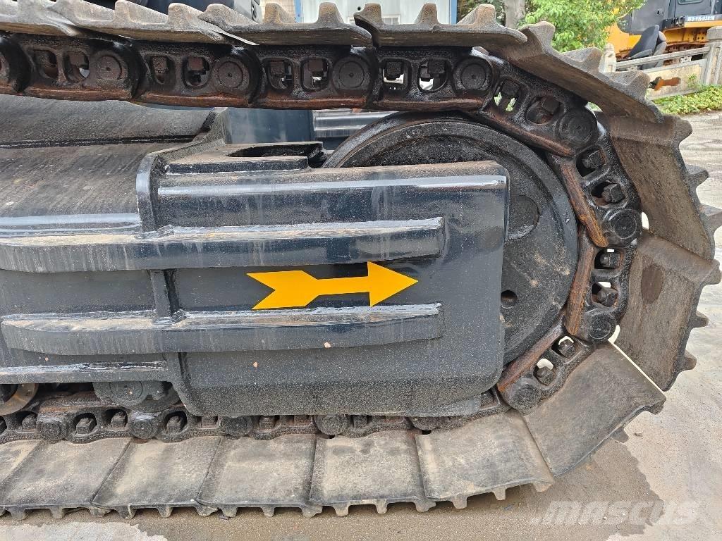 Hyundai R350L Beltegraver