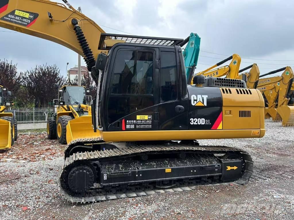 CAT 320D2L Beltegraver