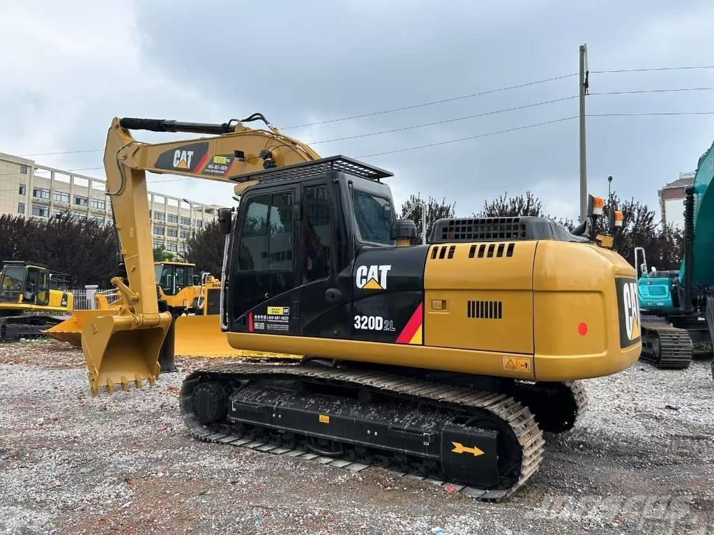 CAT 320D2L Beltegraver
