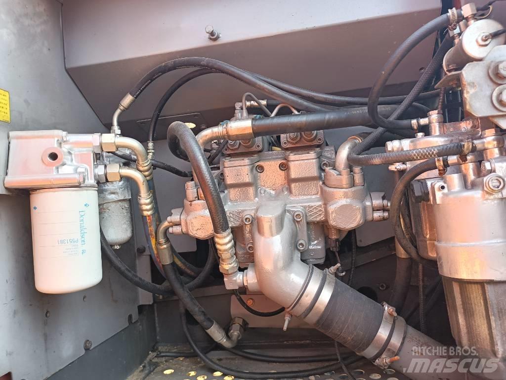Hitachi ZX 200 Midigravere 7 - 12t