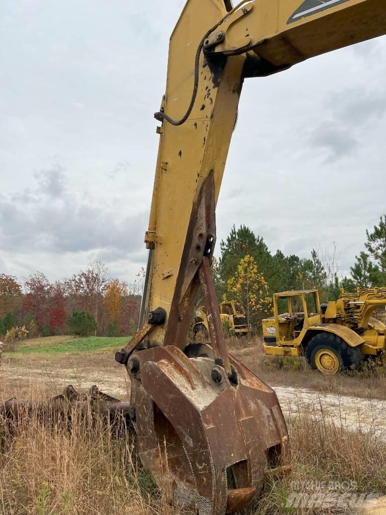 CAT 325 CL Beltegraver