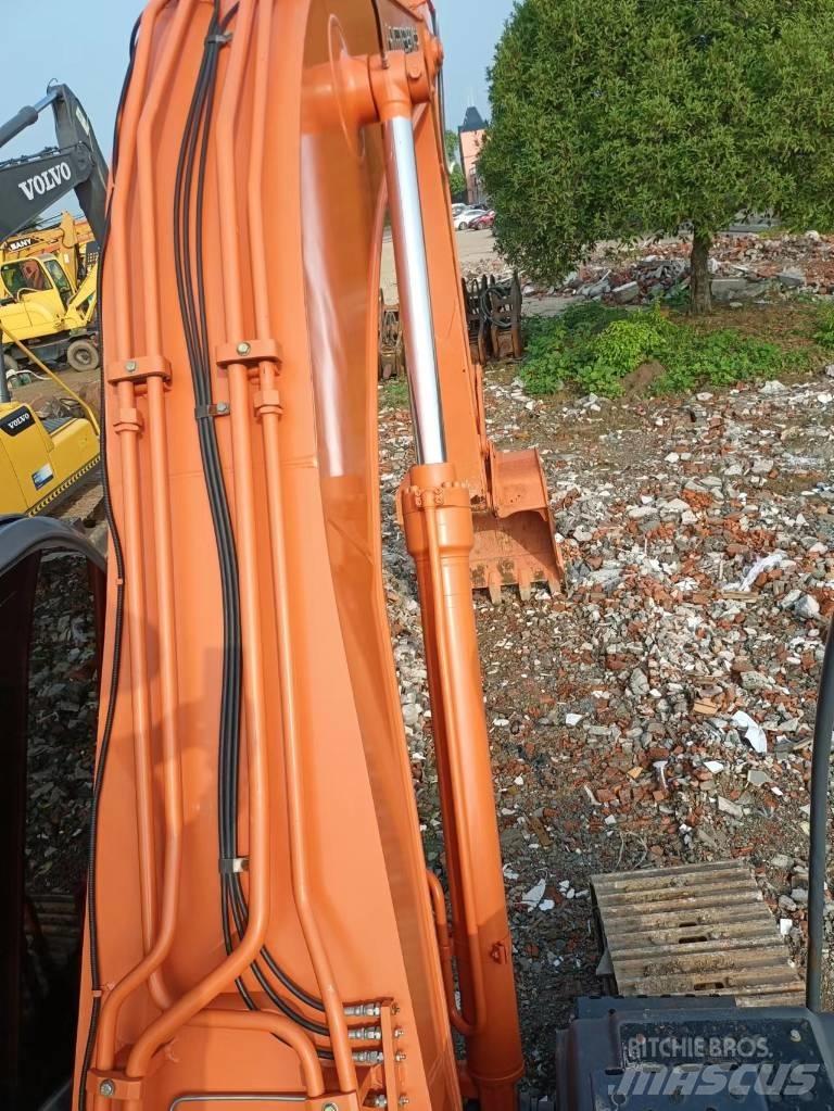 Hitachi ZX 250 LC Beltegraver
