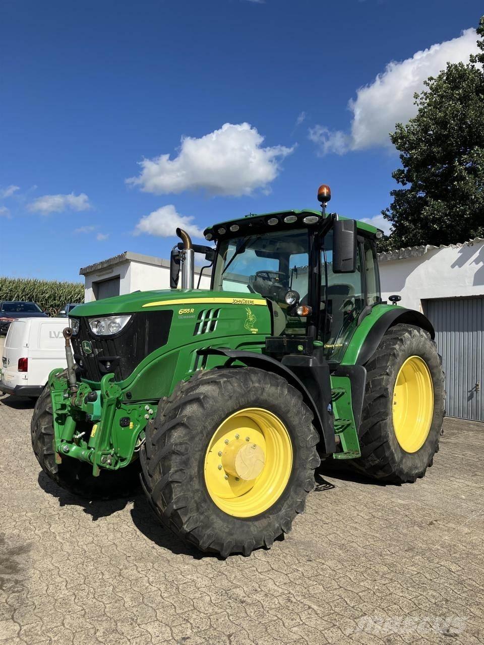 John Deere 6155R Traktorer