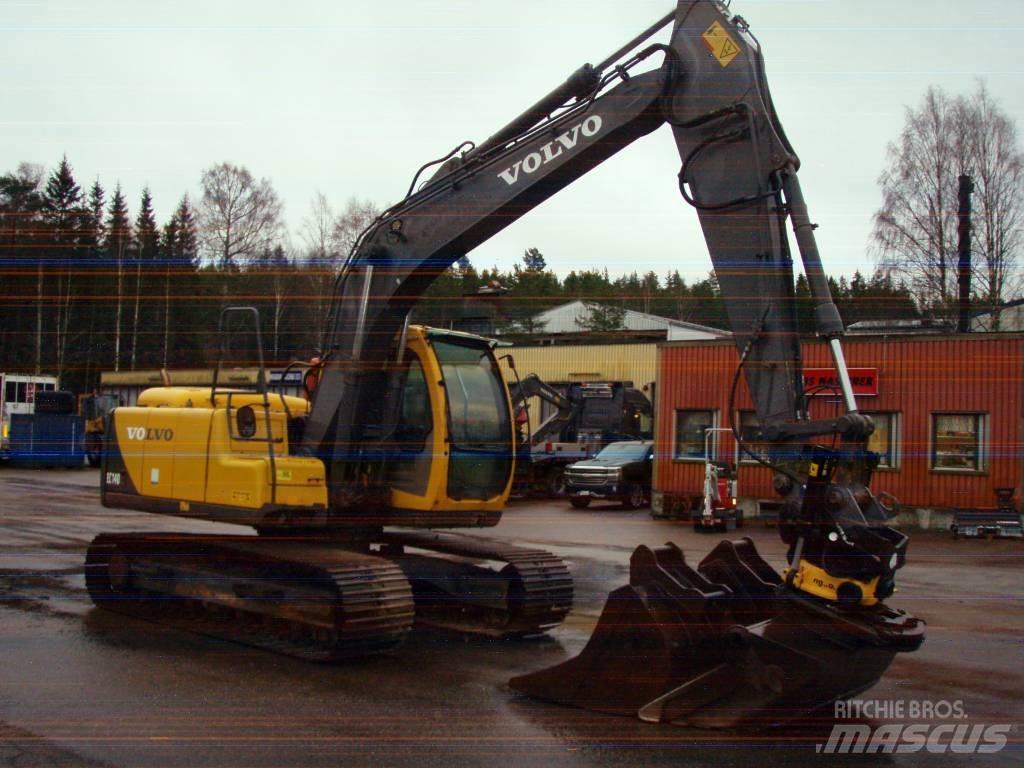 Volvo EC 140 LC Beltegraver
