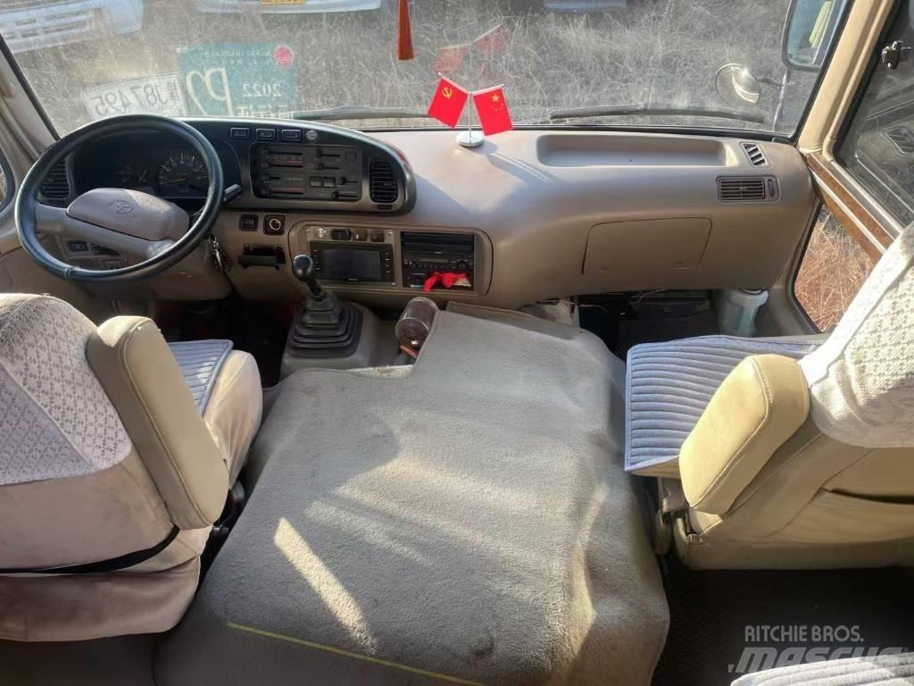 Toyota Coaster Intercity busser