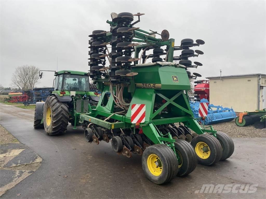 John Deere 750A 6m Presisjonssåmaskiner