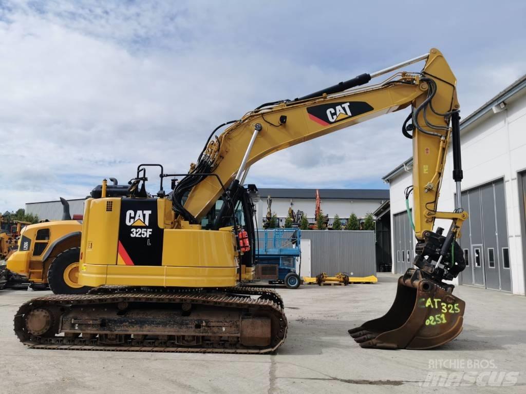 CAT 325FL CR Beltegraver