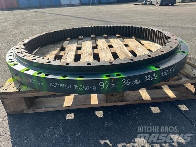 Komatsu PC 240 LC-8 Chassis og understell