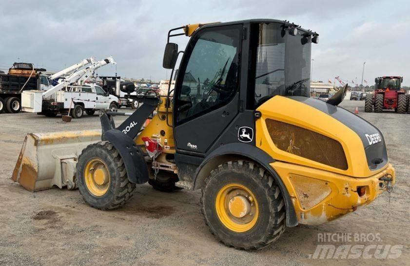 John Deere 204L Hjullastere