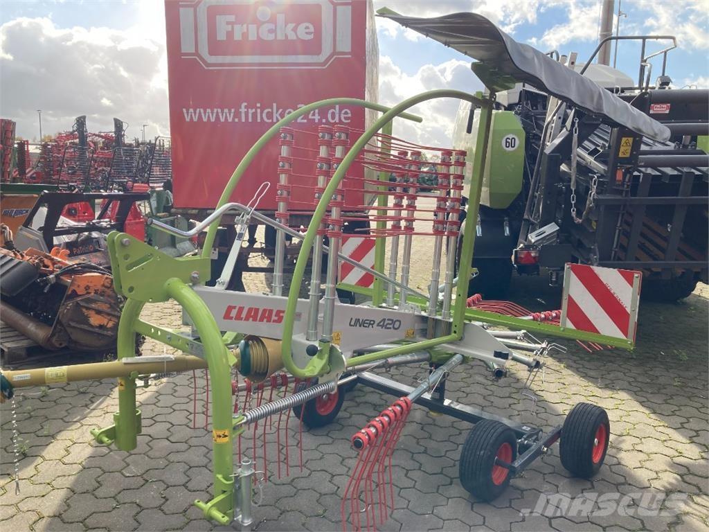 CLAAS Liner 420 Svanser