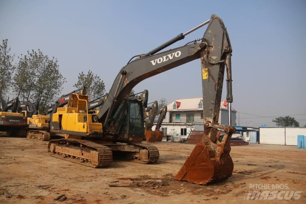 Volvo EC250 Beltegraver