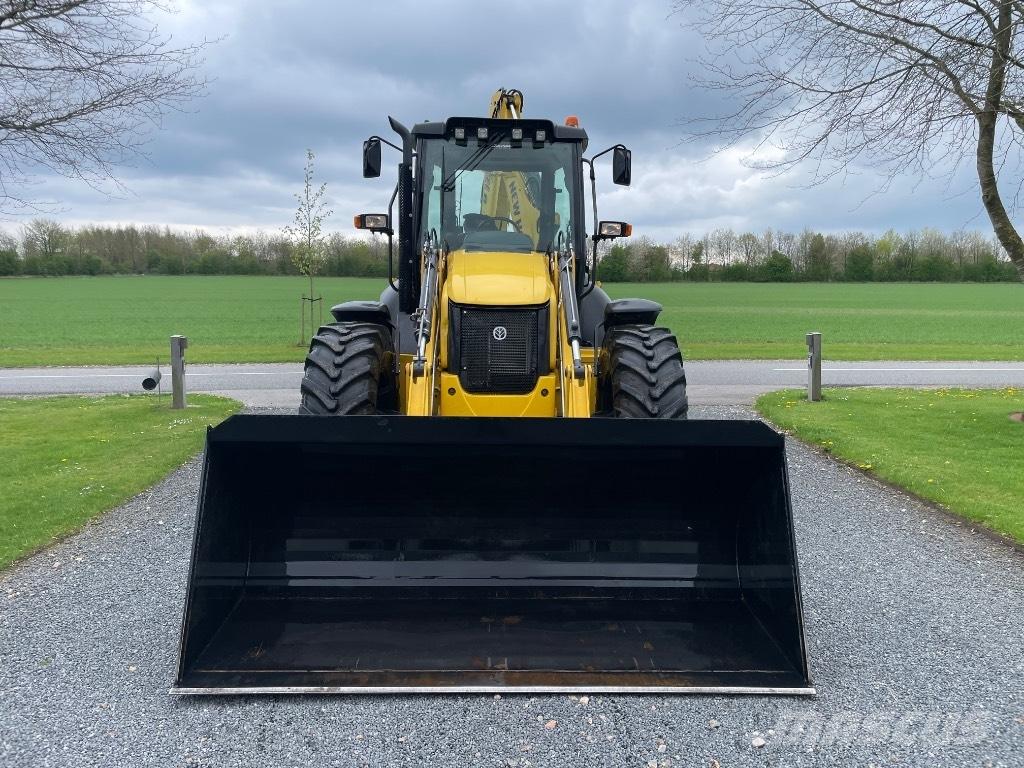 New Holland B115C Traktorgravere