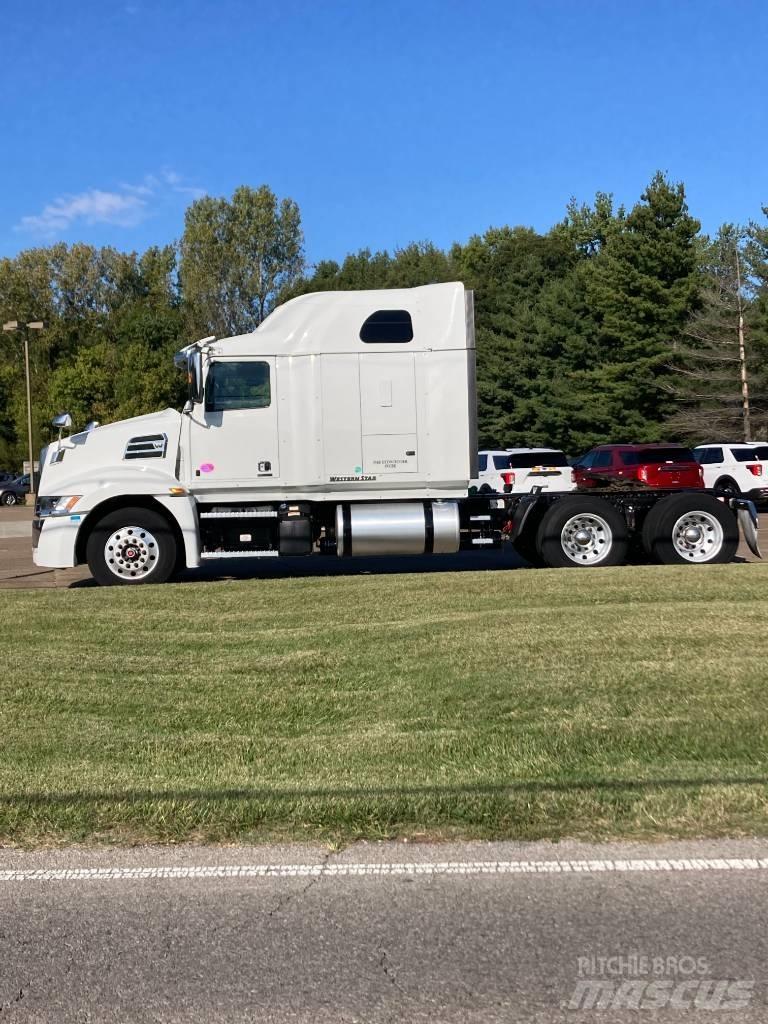Western Star 5700 XE Trekkvogner
