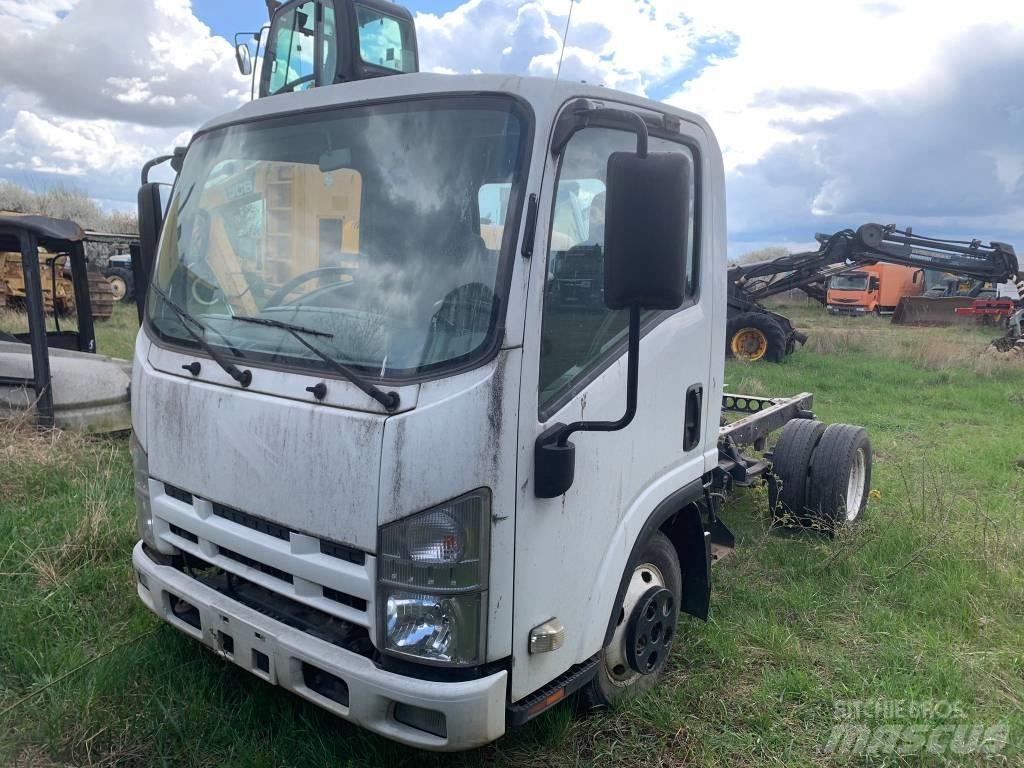 Isuzu FOR PARTS Varebiler