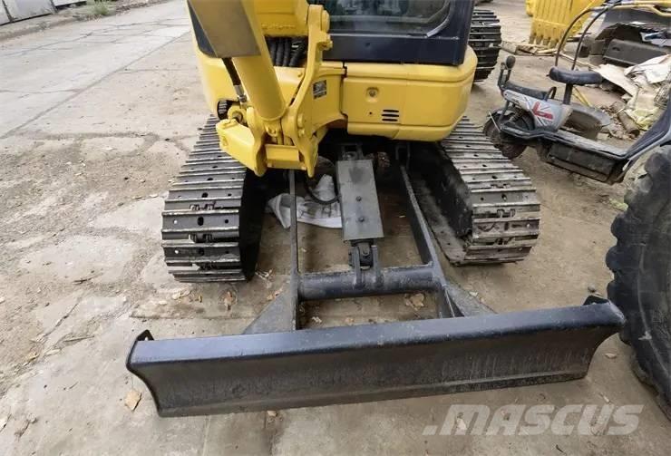 Komatsu PC35 Minigravere <7t