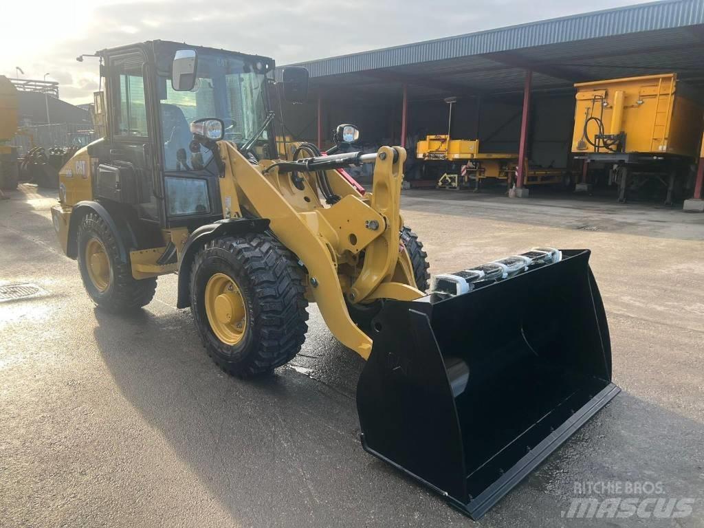 CAT 906 Hjullastere