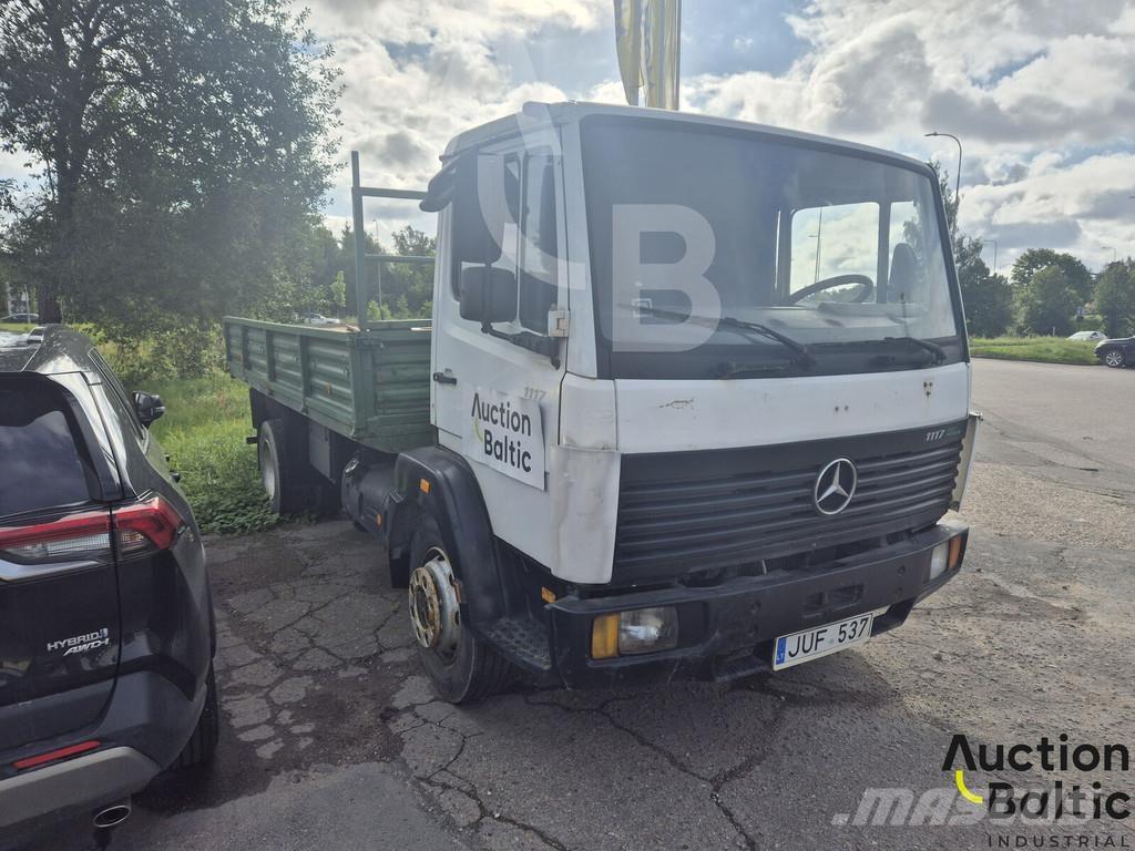 Mercedes-Benz 1117 Planbiler