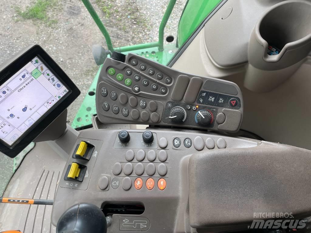 John Deere W 540 Skurtreskere