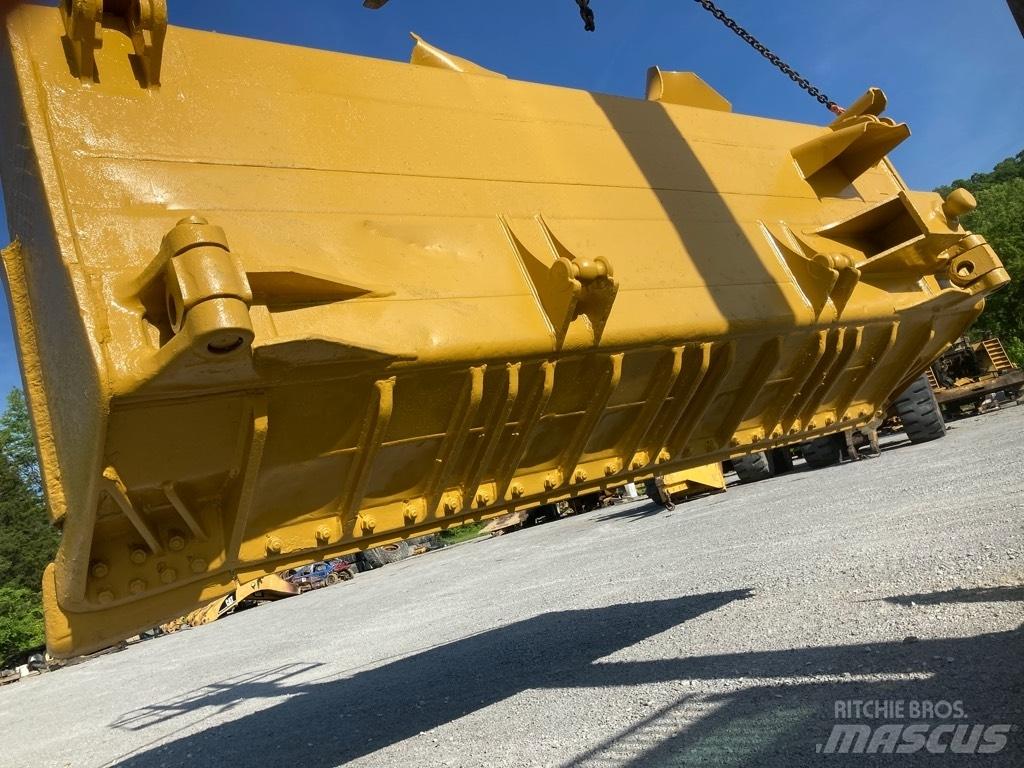 CAT D9T SU Blade Kniver