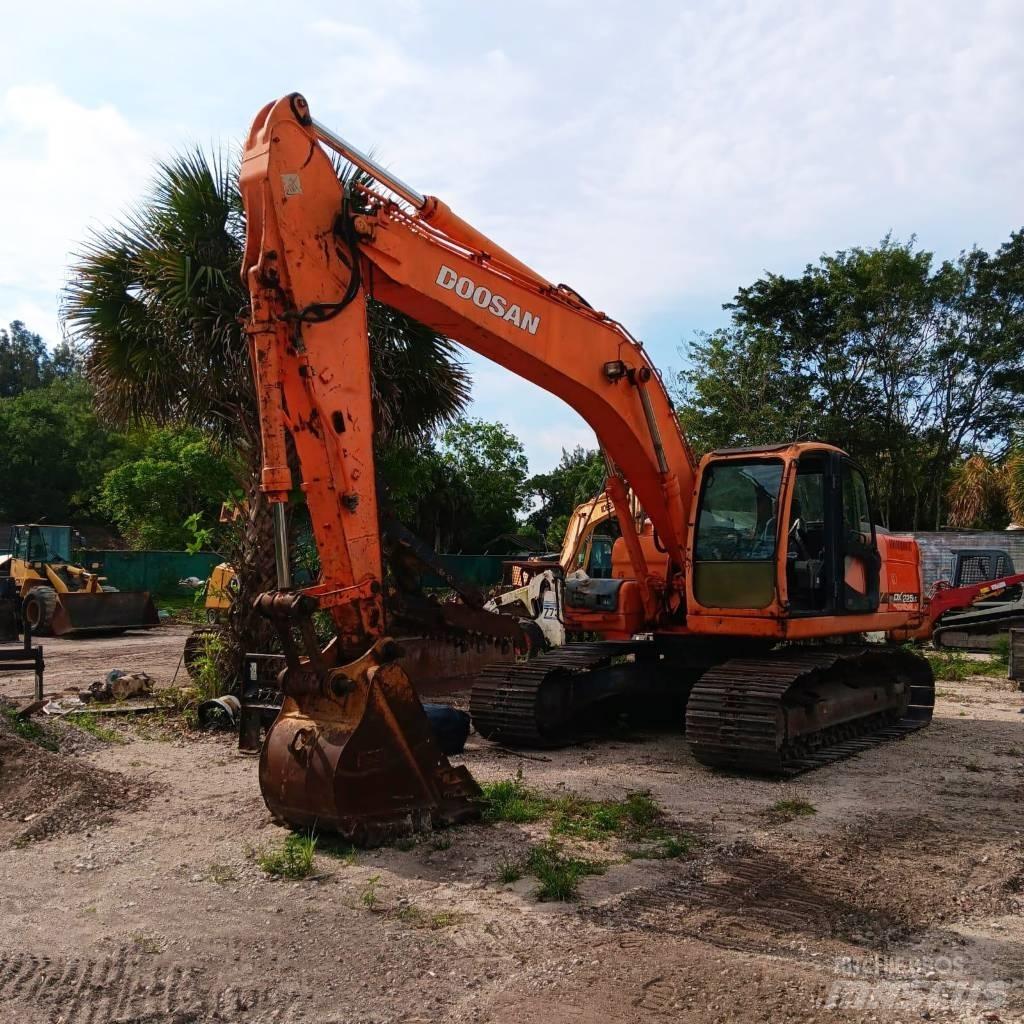 Doosan DX 225 LC Beltegraver