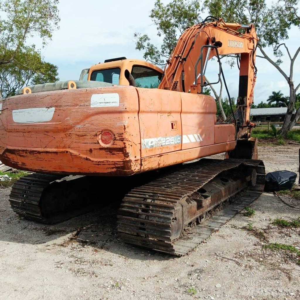 Doosan DX 225 LC Beltegraver
