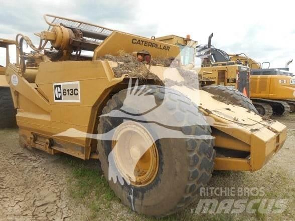 CAT 613C Veiskrape