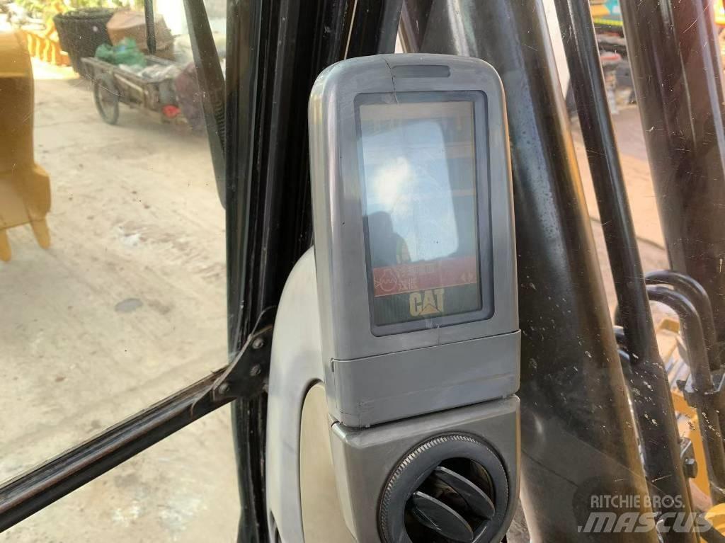 CAT 320D Beltegraver