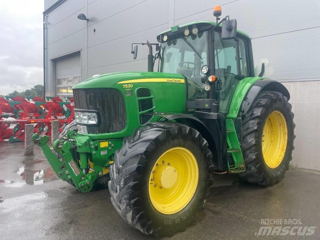 John Deere 7530 Traktorer