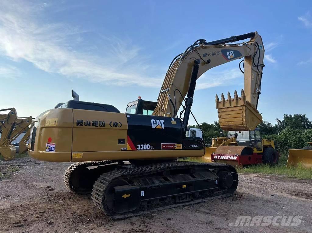 CAT 330D Beltegraver