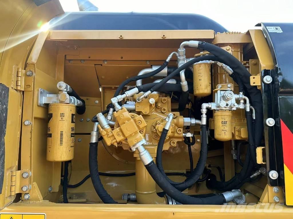 CAT 330D Beltegraver