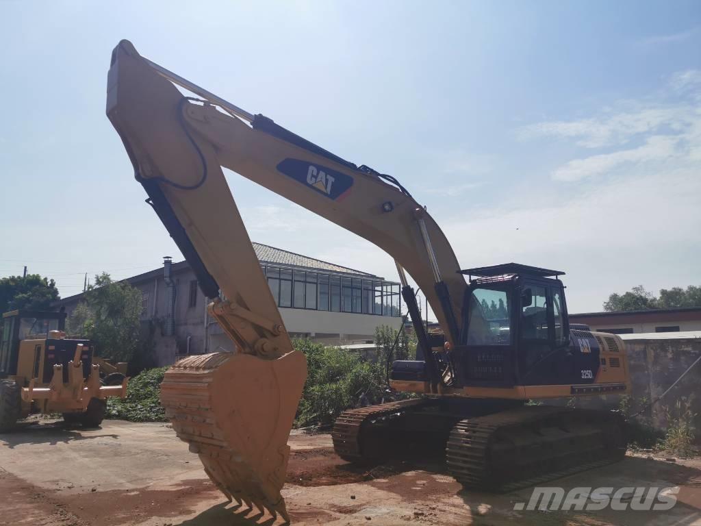 CAT 325DL Beltegraver