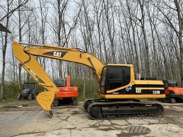 CAT 320B Beltegraver