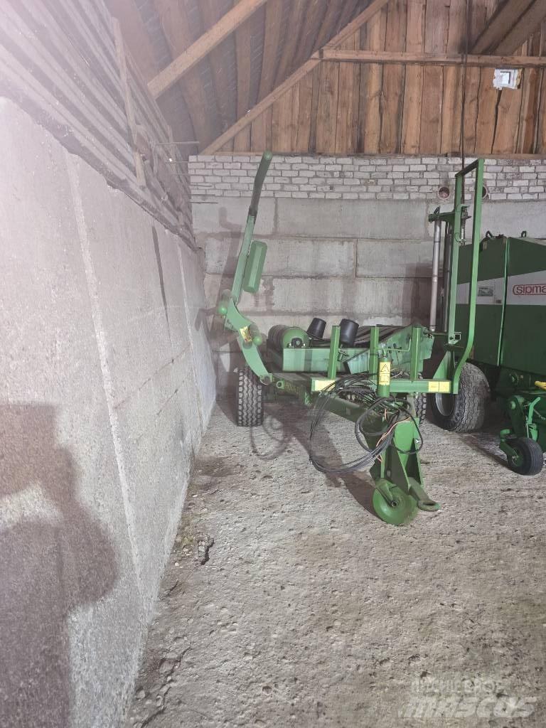 Pronar Z 245 Rundballepakker