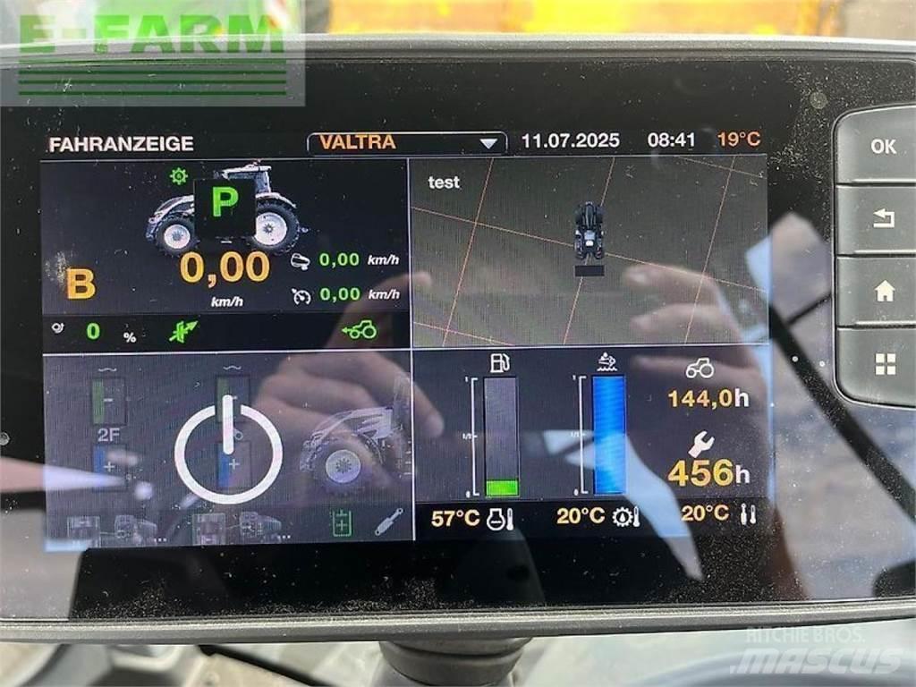 Valtra q245 Traktorer