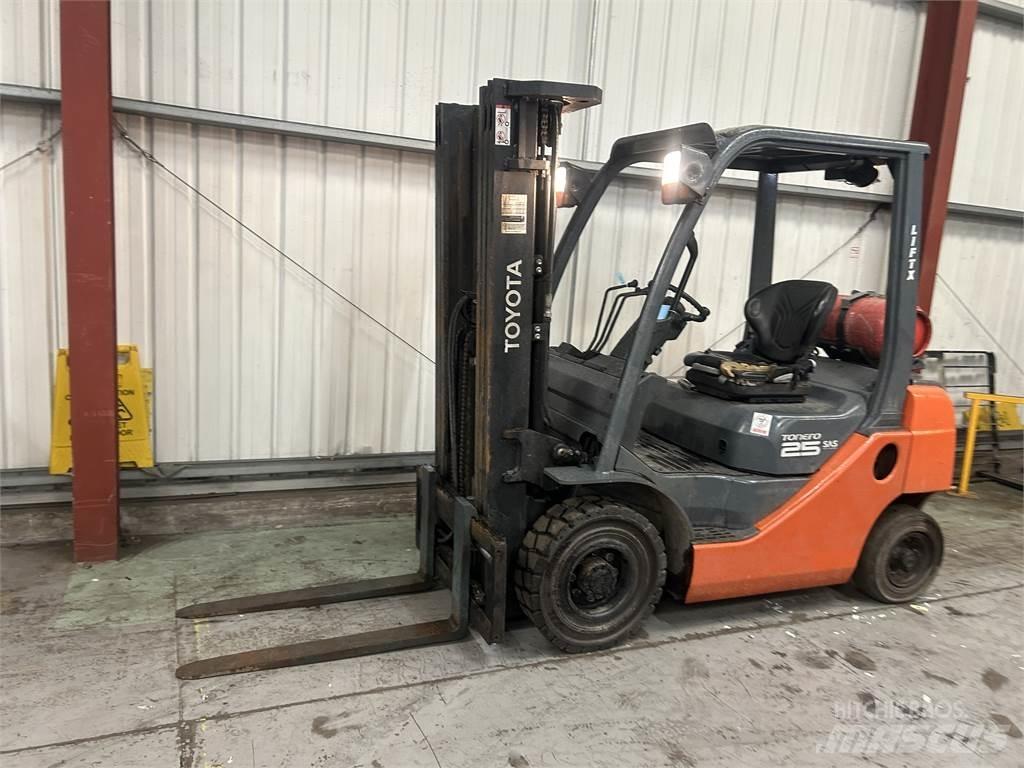 Toyota 02-8FGF20 Propan trucker