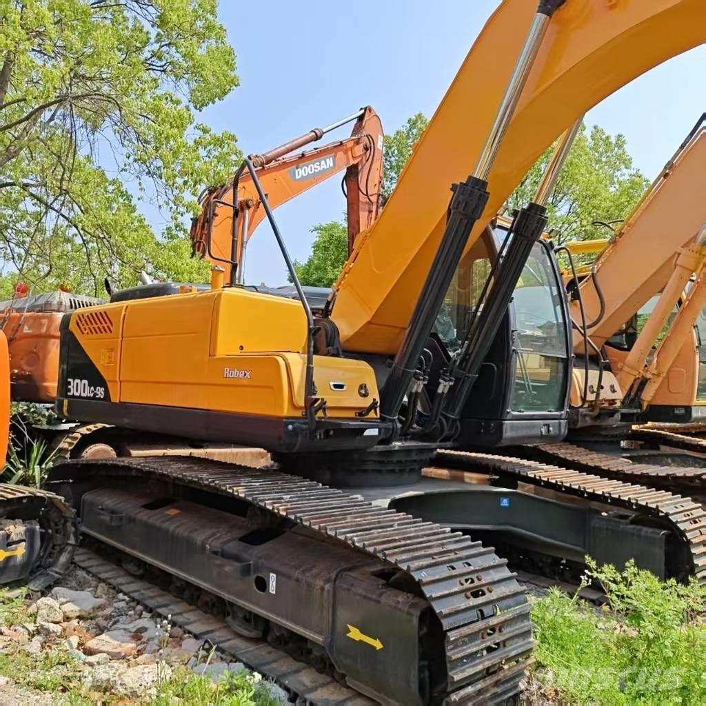 Hyundai R300LC-9S Beltegraver