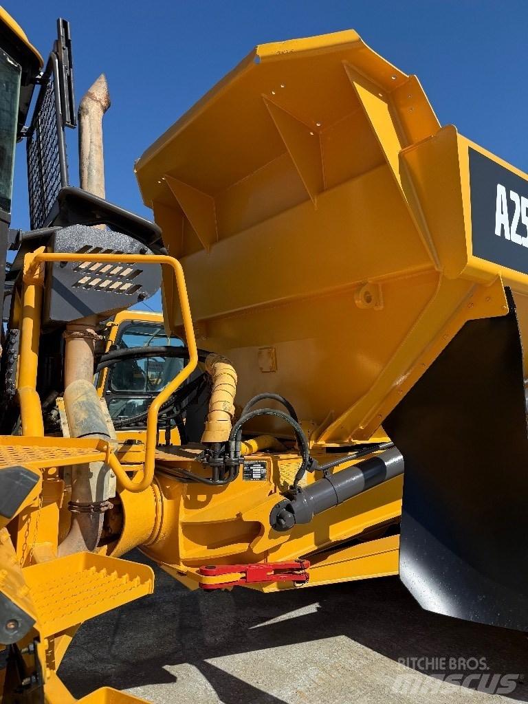 Volvo A25D Rammestyrte Dumpere