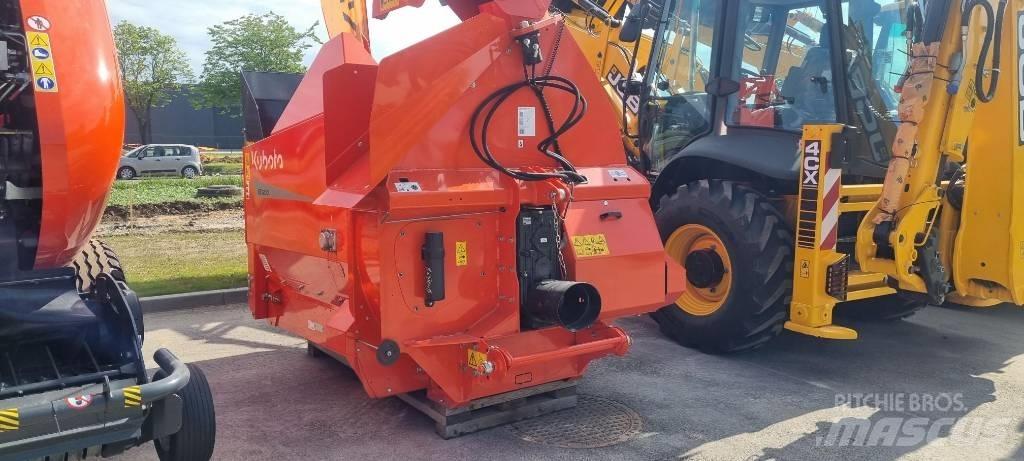 Kubota BC 1200 Rundballerivere, -kuttere og -utpakkere