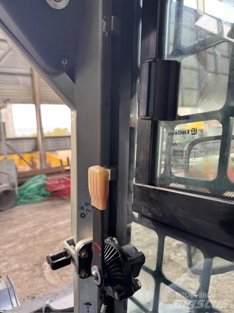 LiuGong 385 B Kompaktlastere