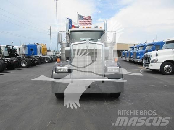 Kenworth W900 Trekkvogner
