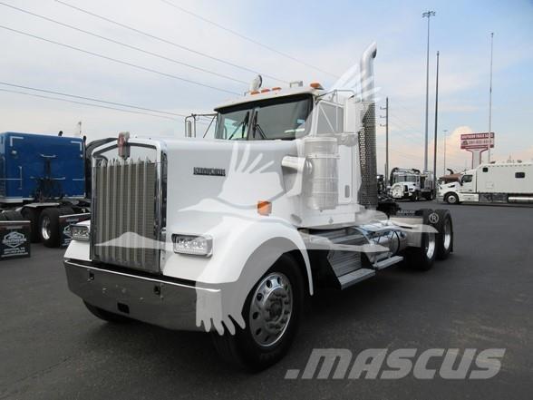 Kenworth W900L Trekkvogner