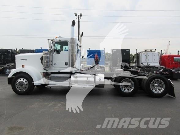 Kenworth W900L Trekkvogner
