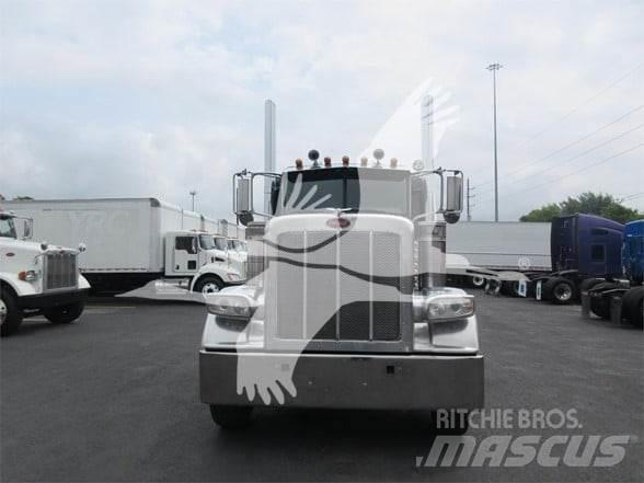 Peterbilt 388 Trekkvogner