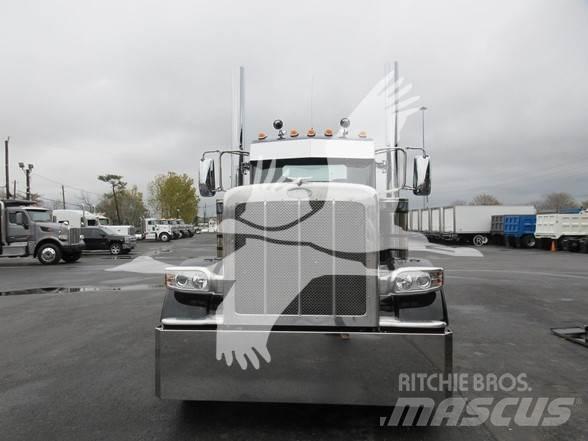 Peterbilt 389 Trekkvogner