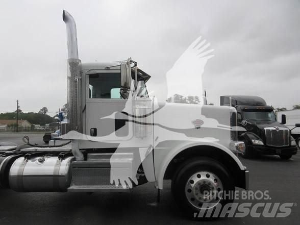 Peterbilt 389 Trekkvogner