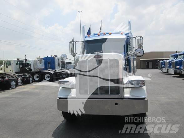 Peterbilt 389 Trekkvogner